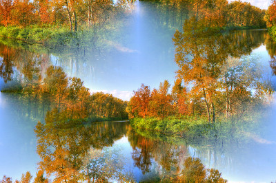 Осень, река, голубое утро