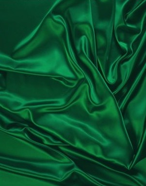 Ткань шелковая со складками зеленая