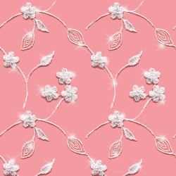 Красивые белые, блестящие цветы на розовом